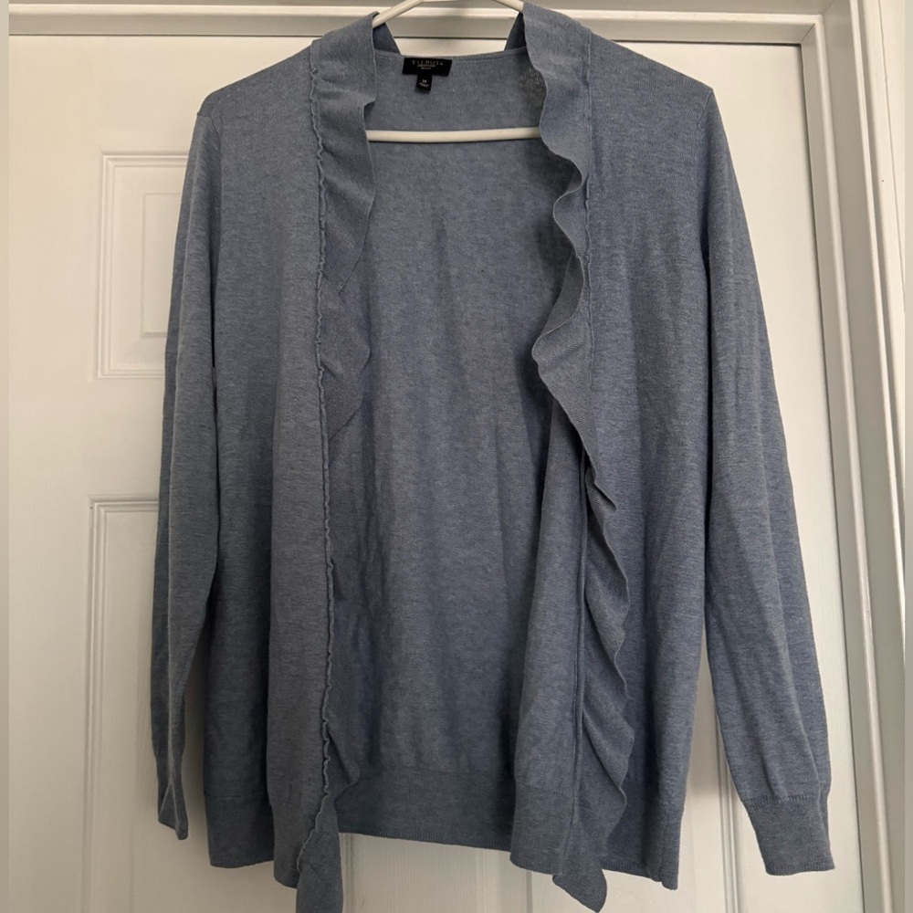 Talbots Light Blue Ruffled Cardigan Size medium 🌺
